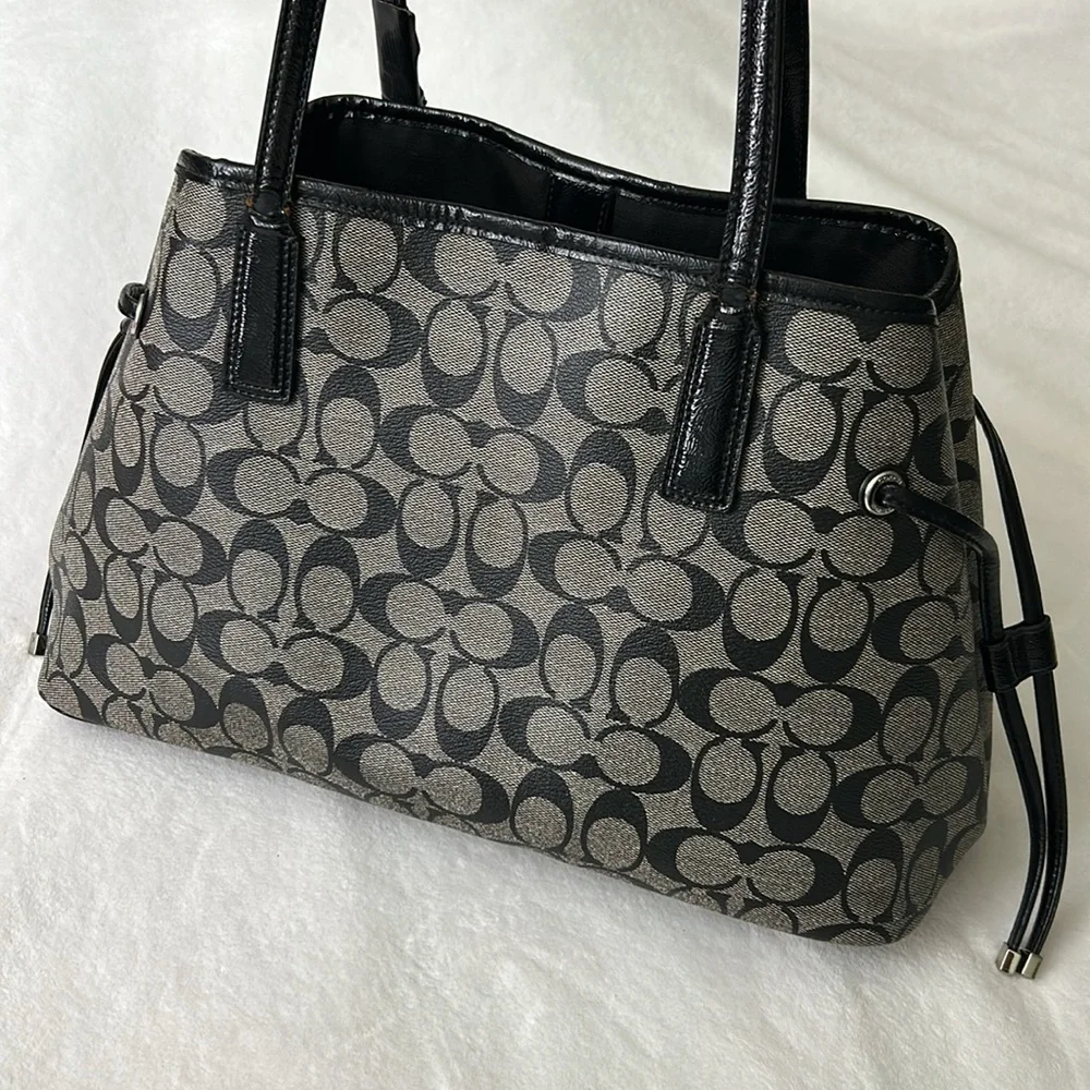 🖤COACH Signature black & gray tote or shoulder bag - Picture 5 of 14